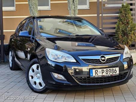Opel Astra 148OOOkm Niemcy 2011