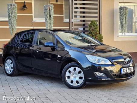 Opel Astra 148OOOkm Niemcy 2011