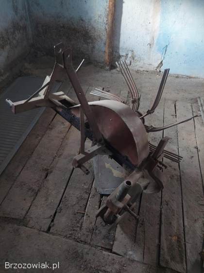 Kopaczka do ziemniaków na wałek wom