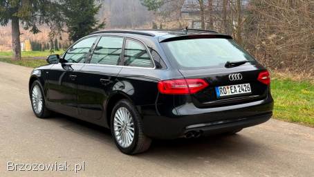 Audi A4 2.  0 TDI S-Line  2012