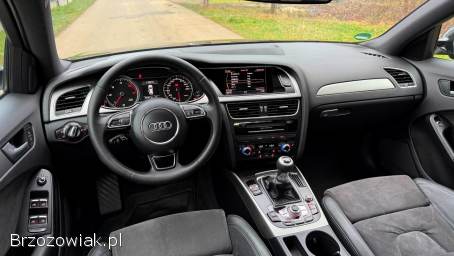 Audi A4 2.  0 TDI S-Line  2012