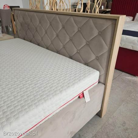 Łózko tapicerowane na wymiar,  zabudowa sypialni,  panele tapicerowane na wymiar.