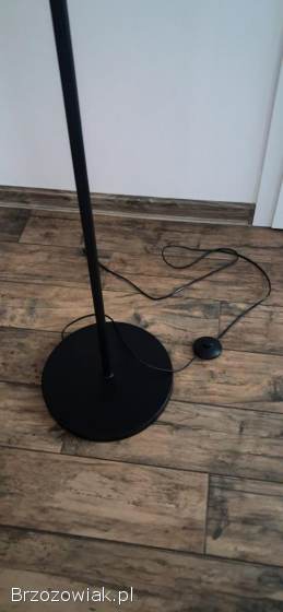 Lampa stojąca podłogowa czarna