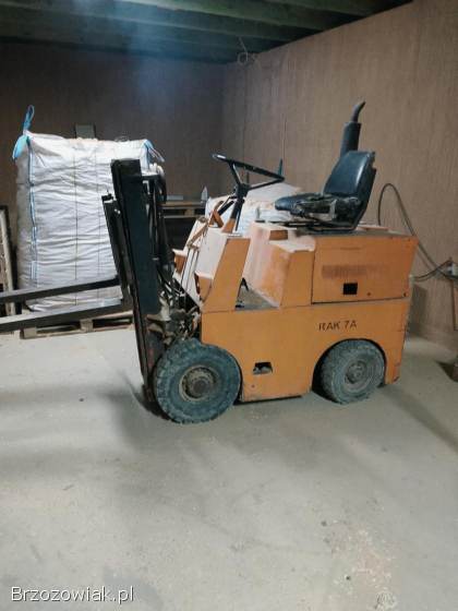 Wózek widłowy rak