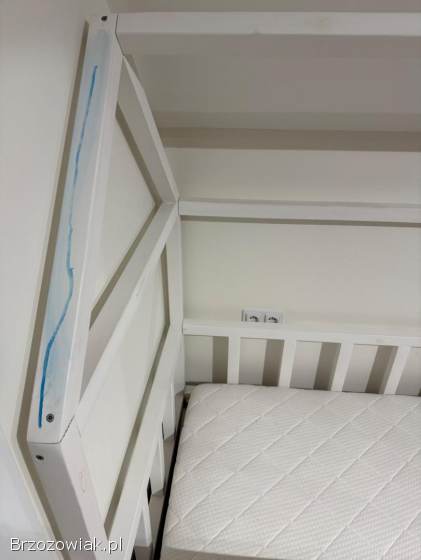 Łóżko domek 160x80cm z szufladami z materacem