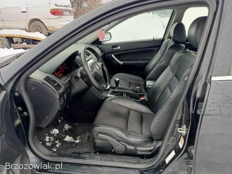 Honda Accord 2.  2 I-CTDI 140KM 2004