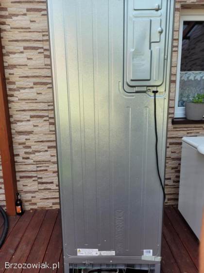 Sprzedam lodówkę Samsung