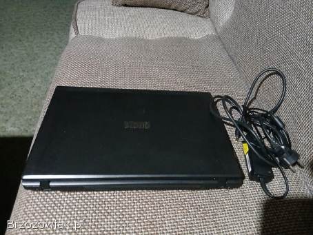 Dwie szt.  laptop Stong ekran 15 cali.