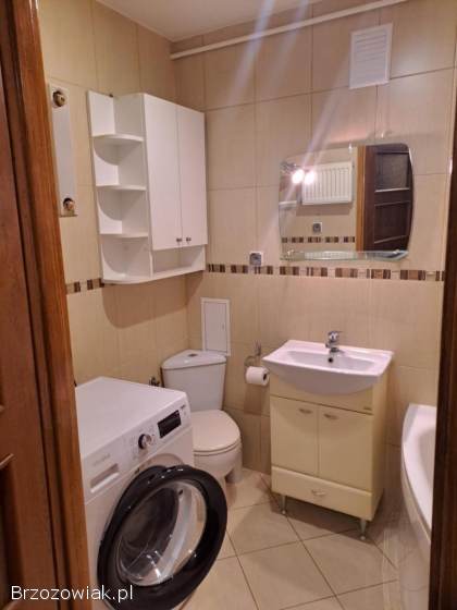 Wynajmę mieszkanie 36 m2 z balkonem w Sanoku przy ul.  Stróżowskiej