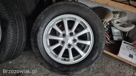 Felgi 5x114.  3 Mitsubishi plus dwa komplety opon zima lato
