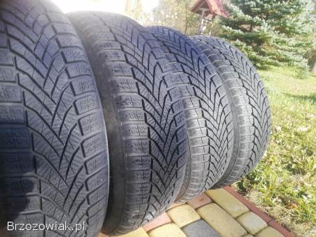 Sprzedam opony zimowe