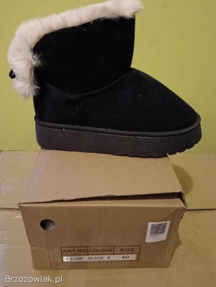 Buty śniegowce rozmiar 39-40.  Zapraszam.