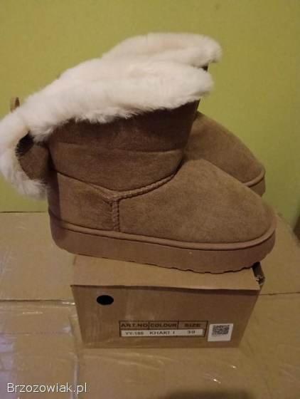 Buty śniegowce rozmiar 39-40.  Zapraszam.
