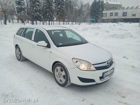 Opel Astra 2010
