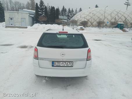 Opel Astra 2010