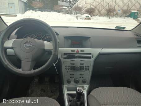 Opel Astra 2010