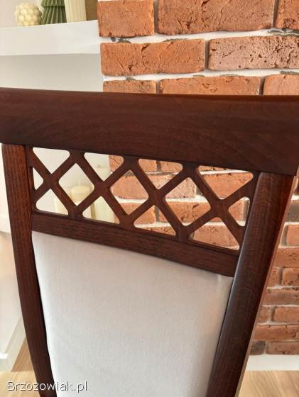 Drewniany stół + 8 drewnianych krzeseł