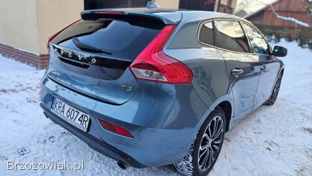 Volvo V40 1,  6T 150KM 2012
