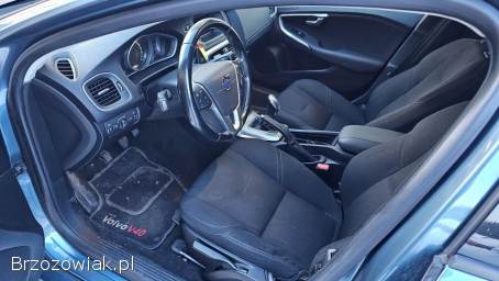 Volvo V40 1,  6T 150KM 2012