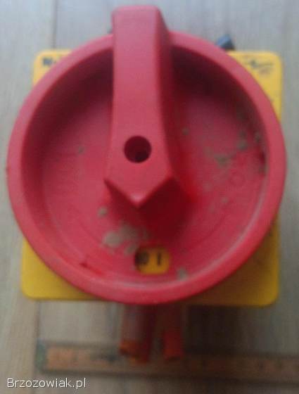 Wyłącznik Włącznik trójfazowy krzywkowy 3F tablicowy 40A Eaton Używany