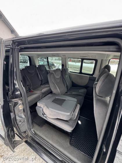 Wynajem Citroën Jumpy Combi 9-osobowy