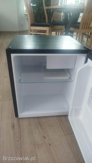 Lodówka MPM 46-CJ-02/E 51cm Czarny