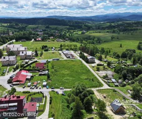Działka inwestycyjna na sprzedaż -  Lutowiska