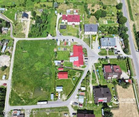 Działka inwestycyjna na sprzedaż -  Lutowiska