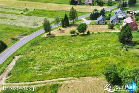 Działka budowlana na sprzedaż -  Uherce Mineralne