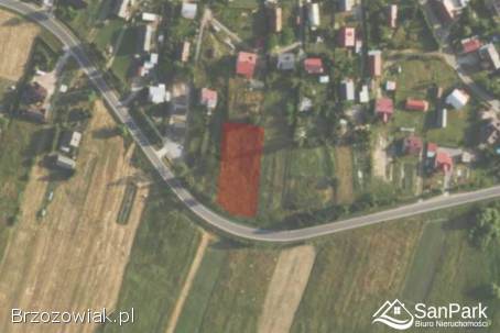 Działka budowlana na sprzedaż -  Uherce Mineralne