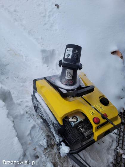 Odśnieżarka spalinowa