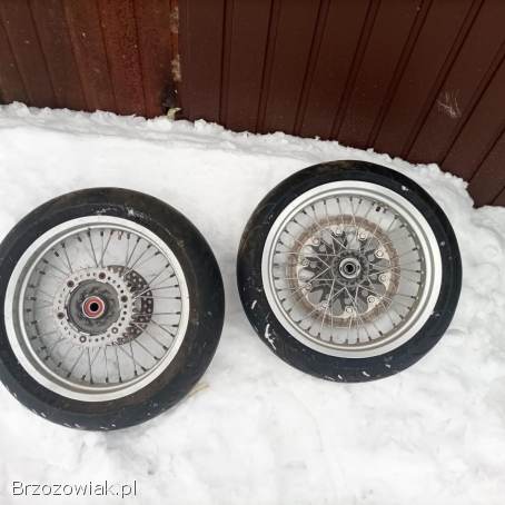 Koła na super moto