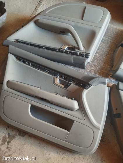 Środek audi a4b7 szary