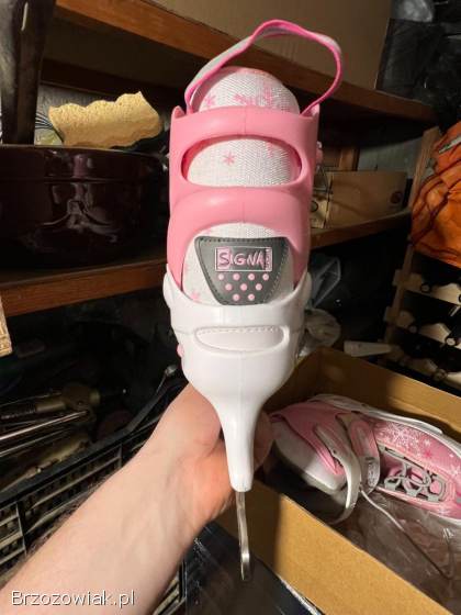 Łyżwy dla dziewczynki dł.  wkładki 25cm