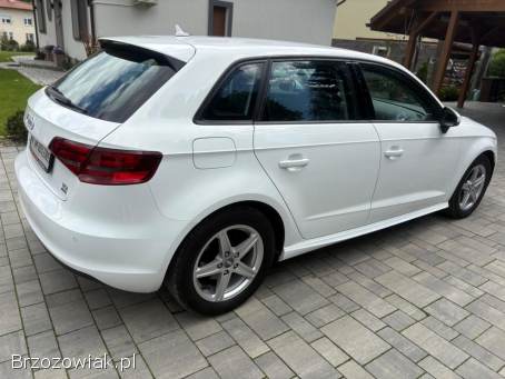 Audi A3 Sportback1.  6TDI 2015