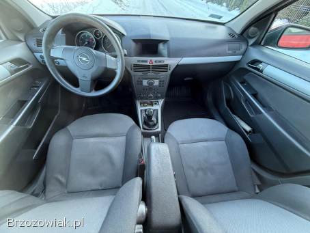 Opel Astra 1.  9CDTi 101km 2006