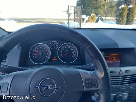 Opel Astra III (H) 2004