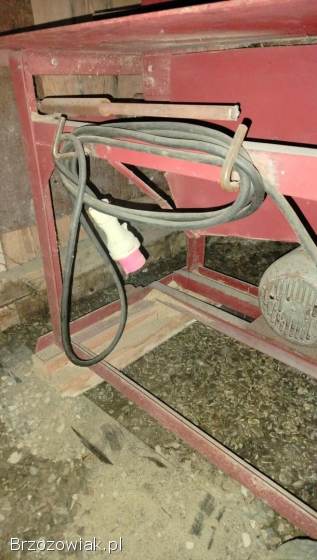 SPRZEDAM CYRKULARKĘ