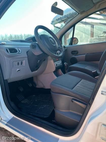 Renault Modus 1.  2 16V LIFT 2010