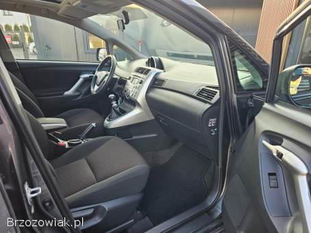 Toyota Verso 1.  8 BENZYNA 2010