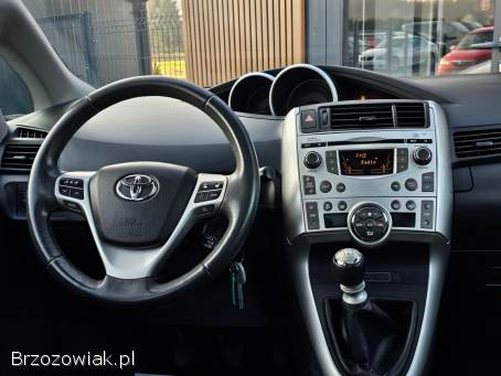 Toyota Verso 1.  8 BENZYNA 2010