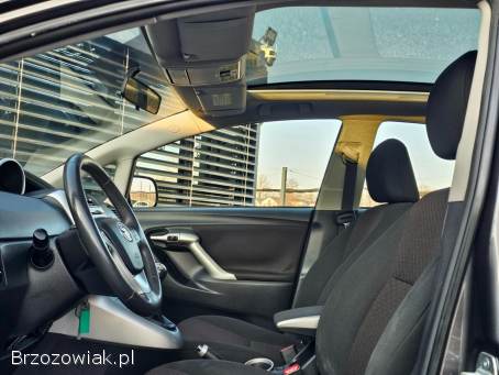 Toyota Verso 1.  8 BENZYNA 2010