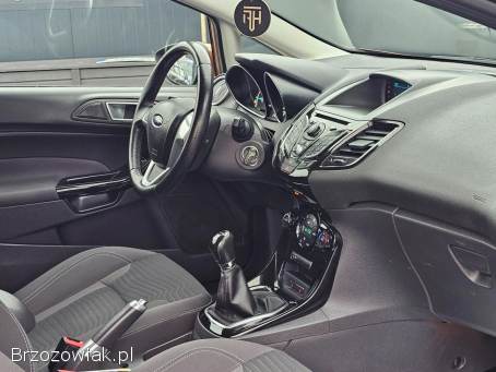 Ford Fiesta TITANIUM 2013