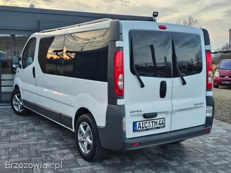 Opel Vivaro LONG  2013