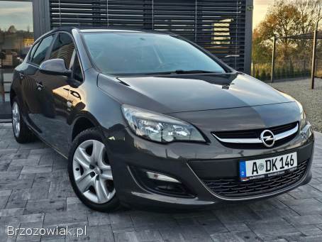 Opel Astra 2014