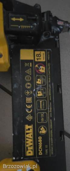 Sztyfciarka DeWalt DCN 680