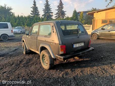 Lada Niva 1.  7+lpg 06r 4x4 2006