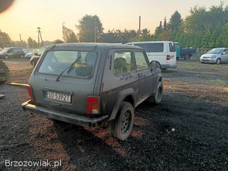 Lada Niva 1.  7+lpg 06r 4x4 2006