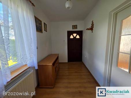 Dom z budynkiem gospodarczym blisko centrum Brzozowa