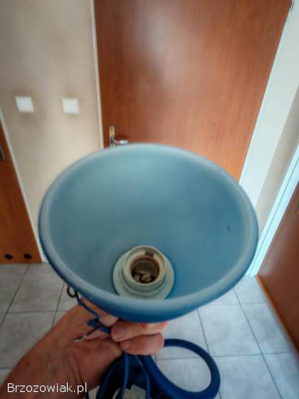 Lampa sufitowa w bardzo dobrym stanie